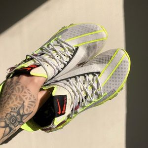 Nike React ISPA - Platinum Tint/Volt Glow/Team Red